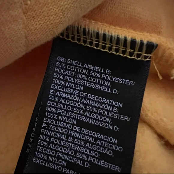 The North Face Colorblock Half Zip Sweatshirt - Picture 8 of 9